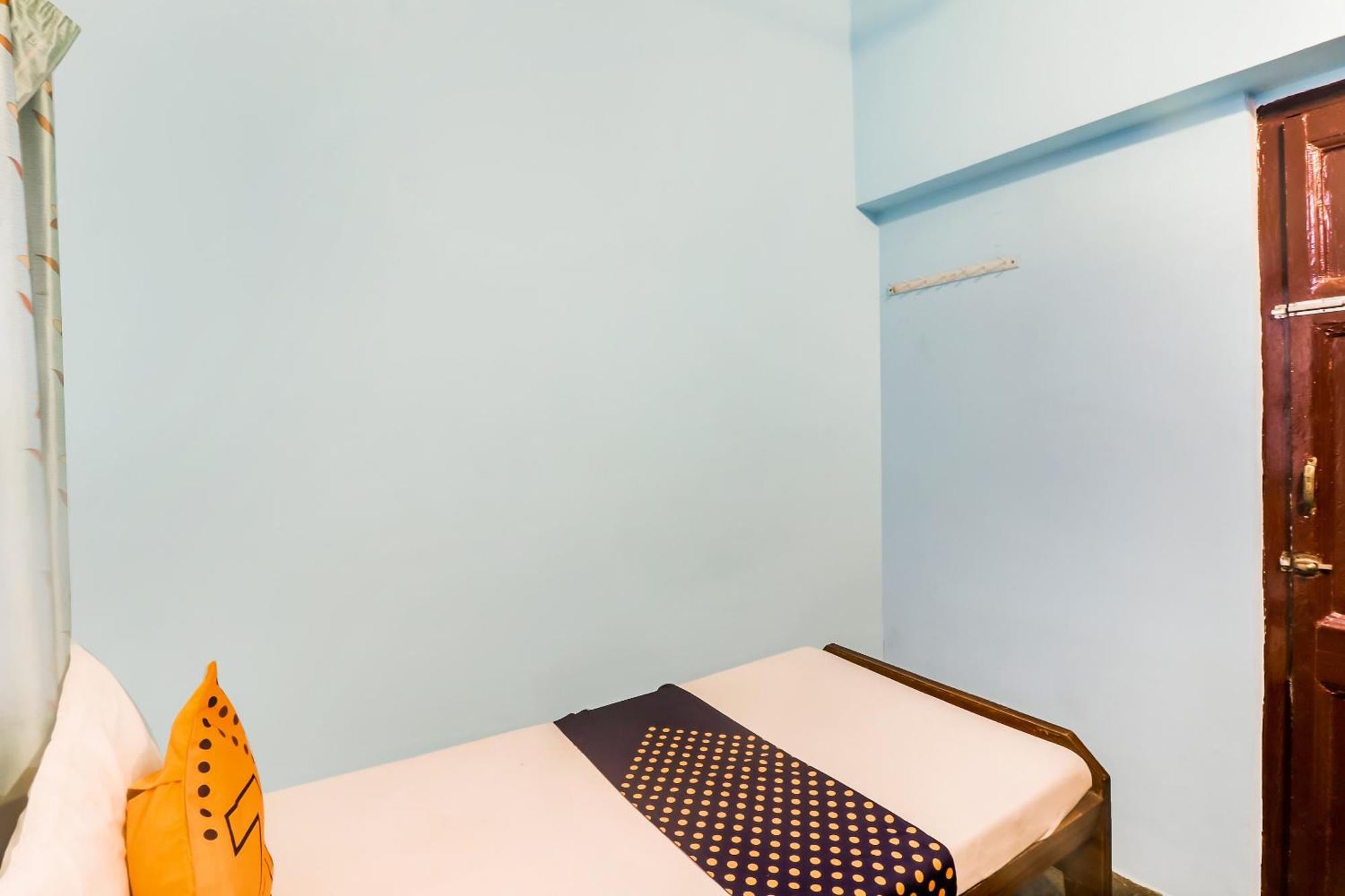 Spot On Mishra Guest House Βαρανάσι Εξωτερικό φωτογραφία