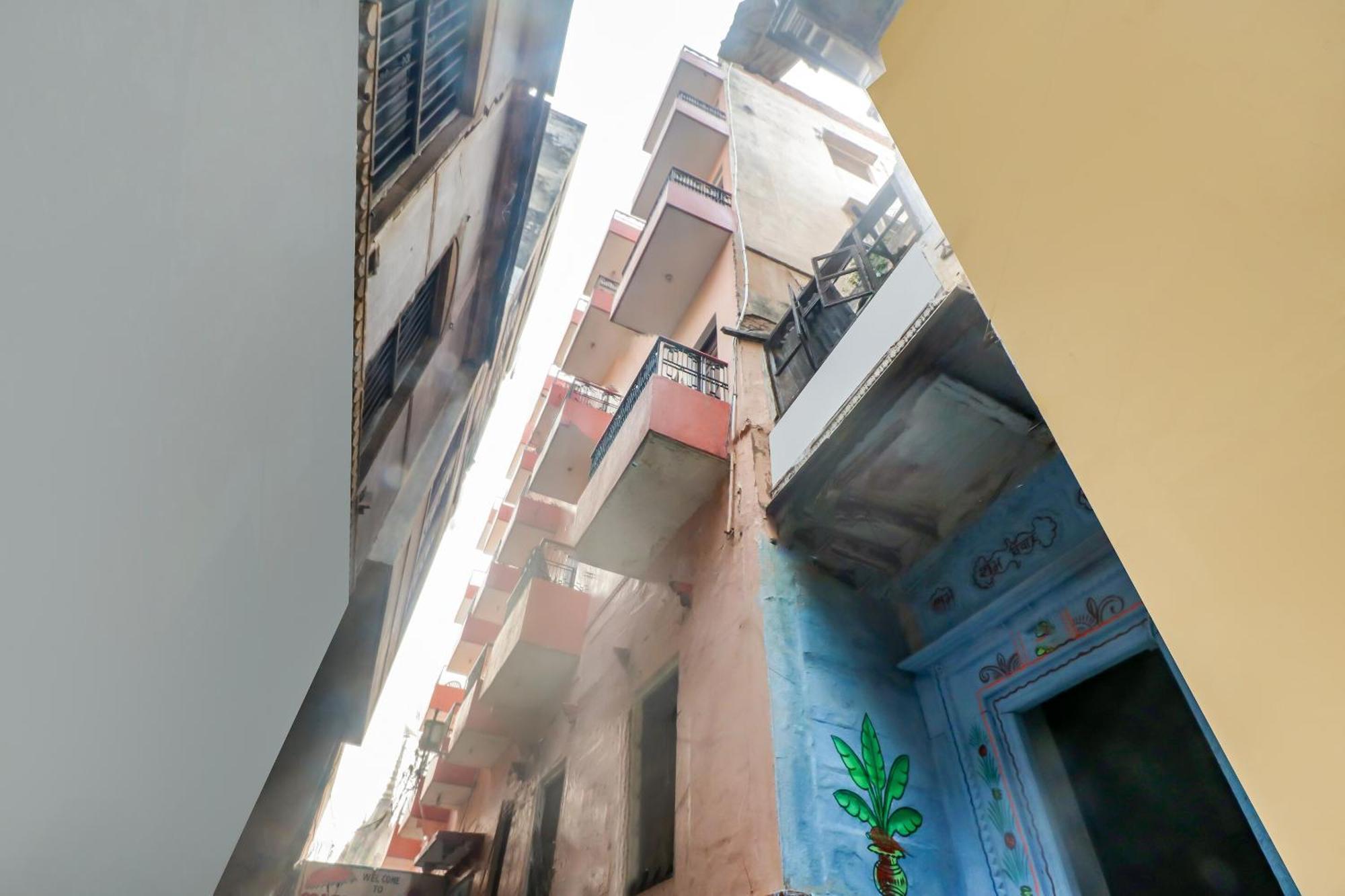 Spot On Mishra Guest House Βαρανάσι Εξωτερικό φωτογραφία