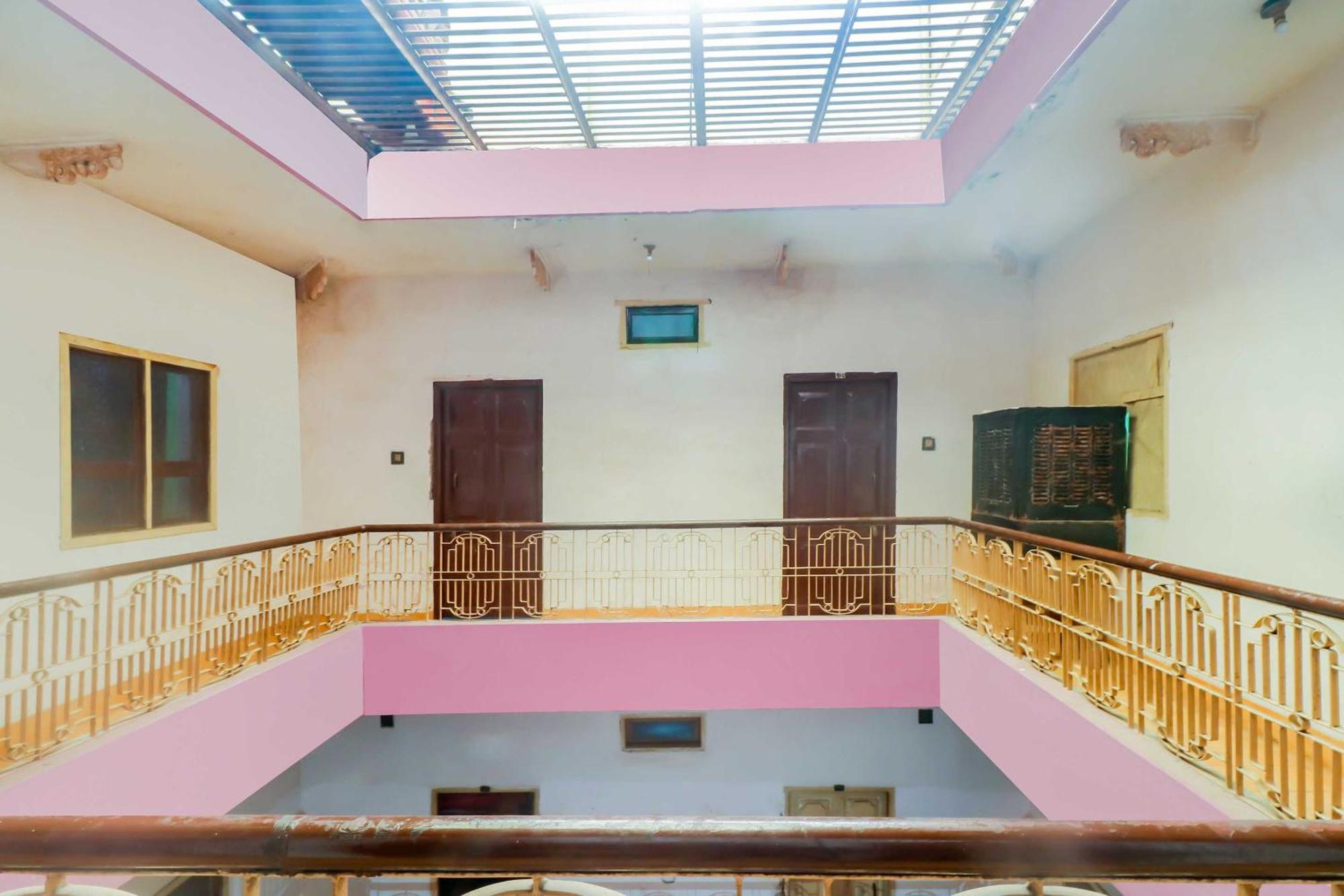 Spot On Mishra Guest House Βαρανάσι Εξωτερικό φωτογραφία